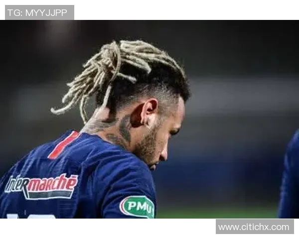 世界杯脏辫足球明星的传奇之路与场上风采的完美结合