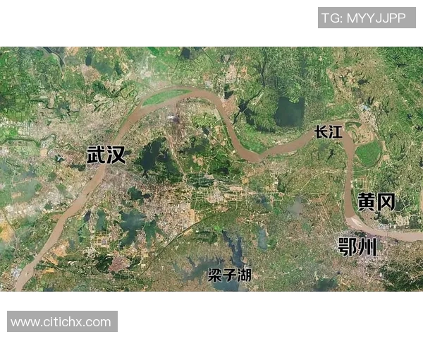 南京篮球队与武汉篮球队赛后复盘速度对决的深度分析与反思 南京篮球队与武汉篮球队赛后复盘速度对决的深度分析与反思